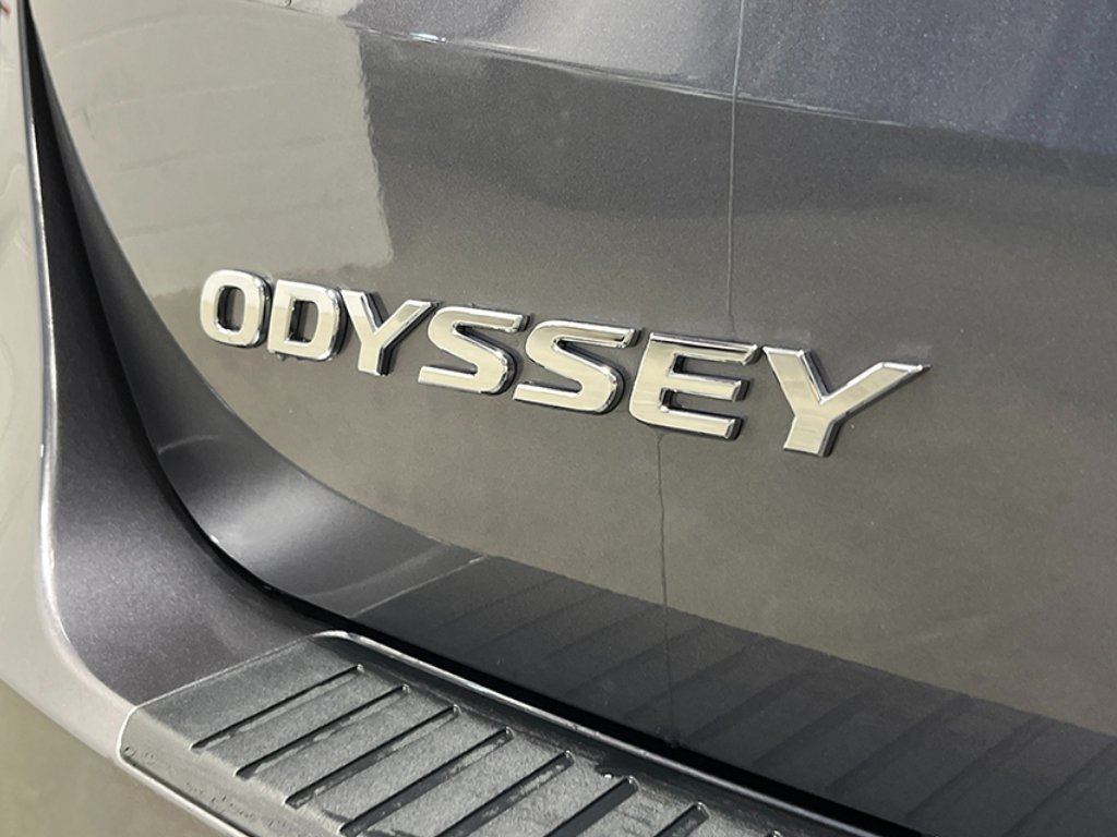 New 2026 Honda Odyssey Touring image 6