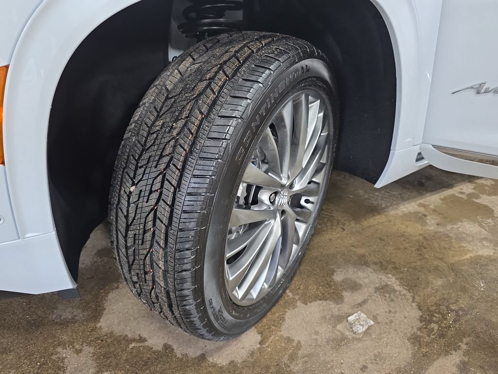 New 2026 Buick Enclave Avenir w/ Super Cruise Package AWD/4WD image 30
