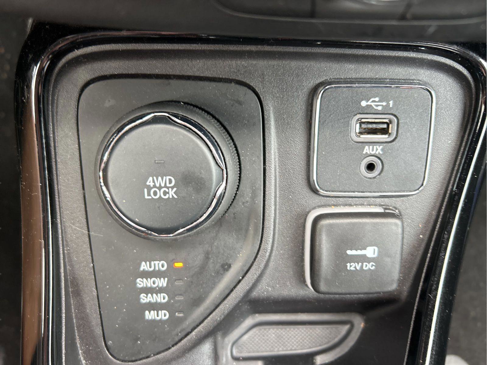 Certified 2020 Jeep Compass Limited image 22