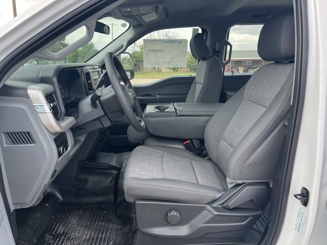 New 2025 Ford F550 XL image 13