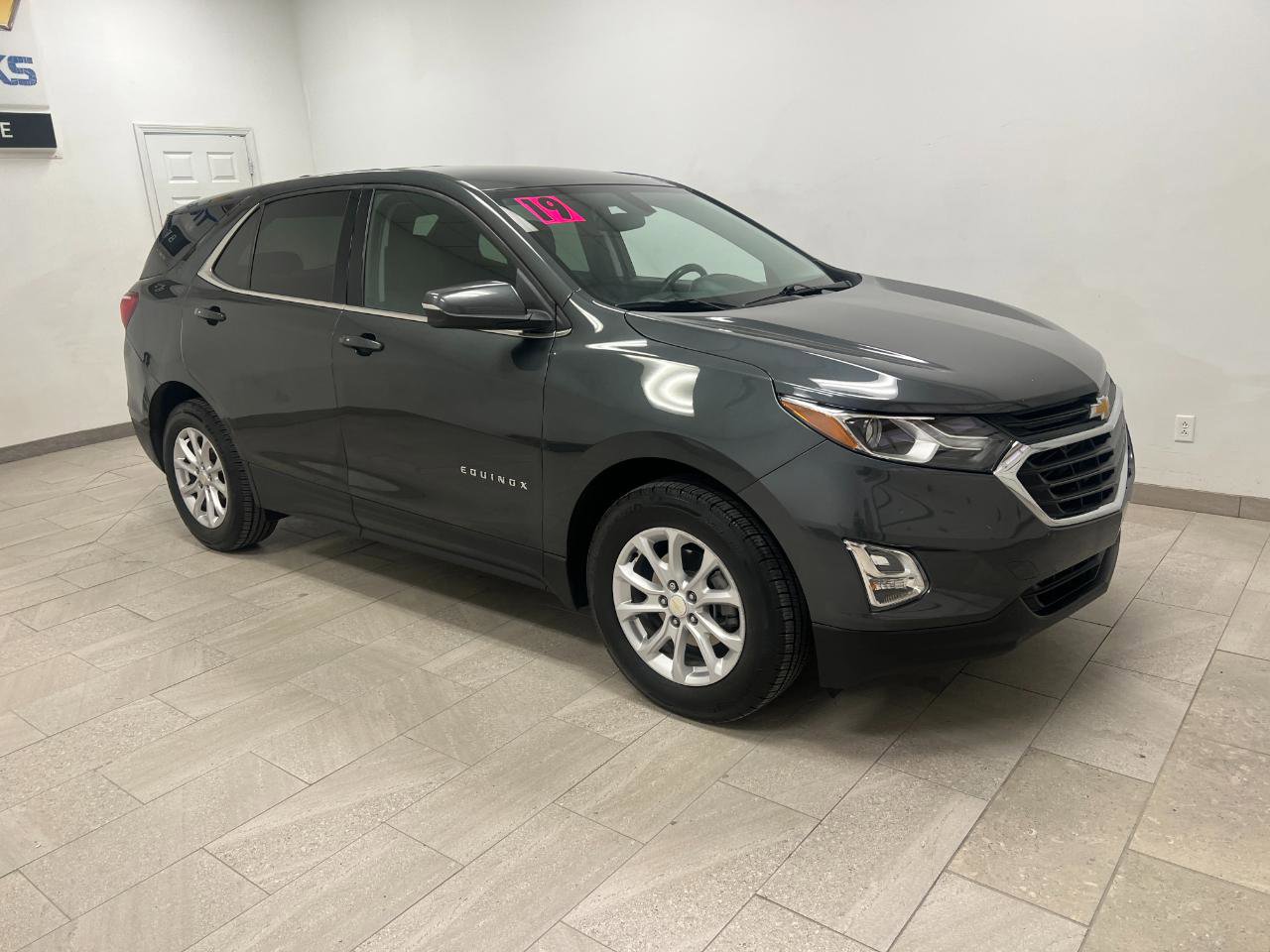 Used 2019 Chevrolet Equinox LT image 10