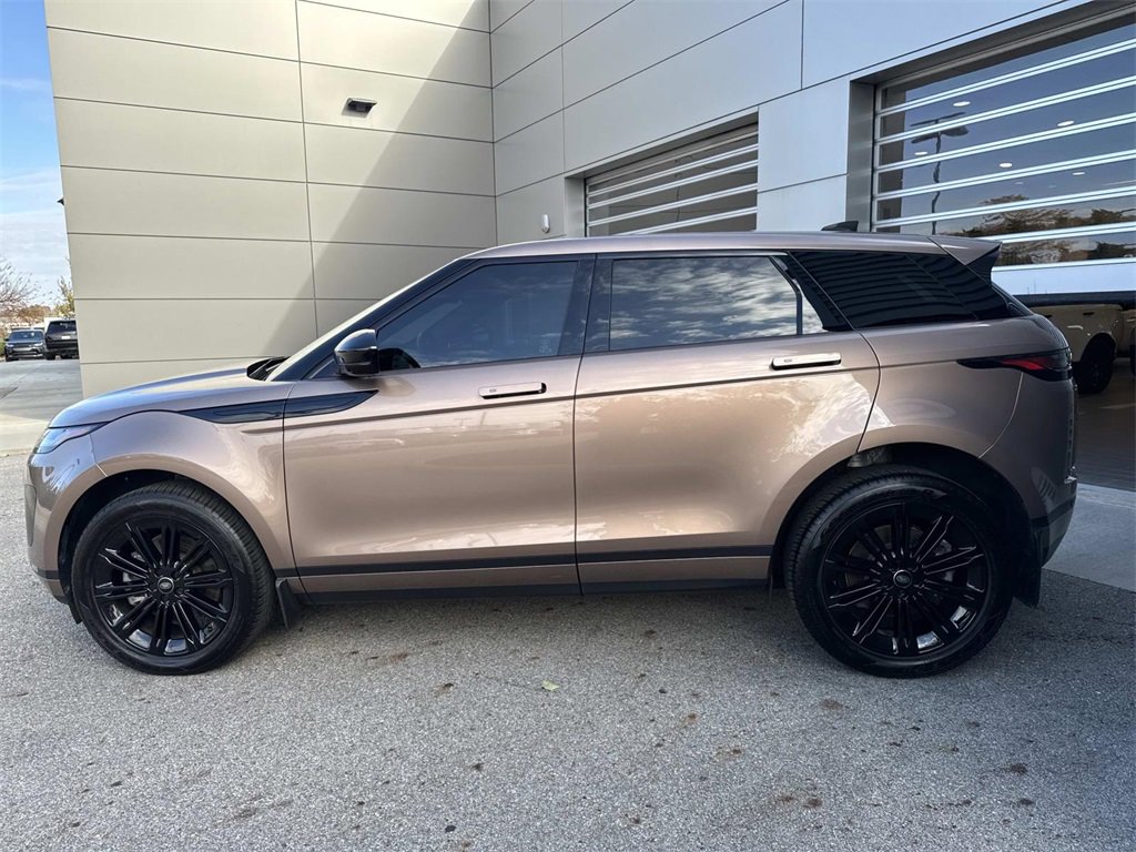 Used 2024 Land Rover Range Rover Evoque S image 4