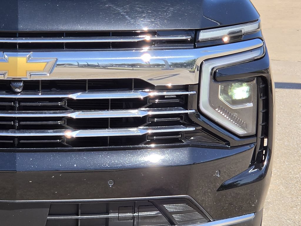 Used 2025 Chevrolet Tahoe LT RWD image 4