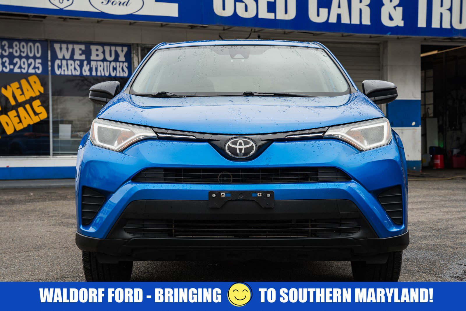 Used 2018 Toyota RAV4 LE w/ All Weather Liner Package image 2