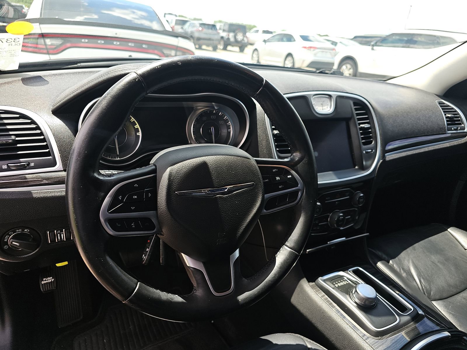Used 2018 Chrysler 300 Touring L RWD image 16