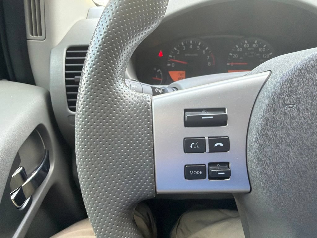 Used 2021 Nissan Frontier SV w/ Midnight Edition Floor Mats AWD/4WD image 27
