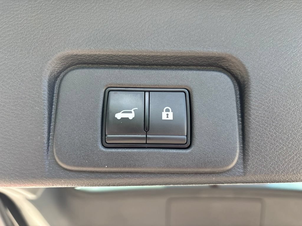Certified 2023 Nissan Rogue Platinum AWD/4WD image 14