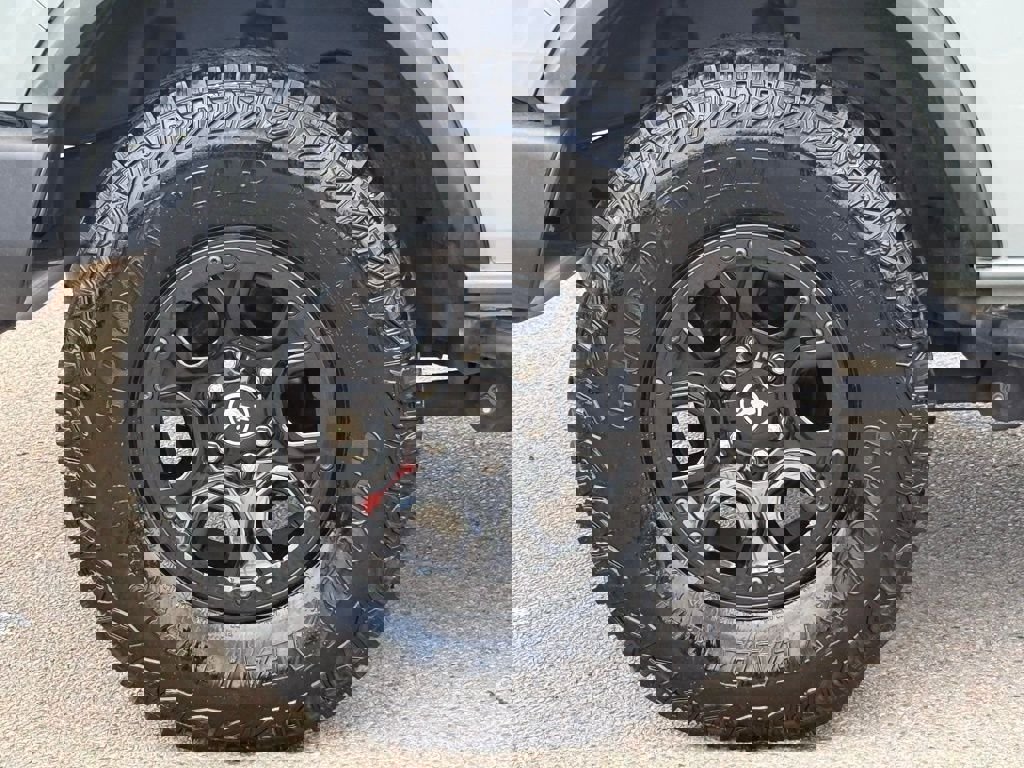 Used 2022 Ford Bronco Wildtrak image 7