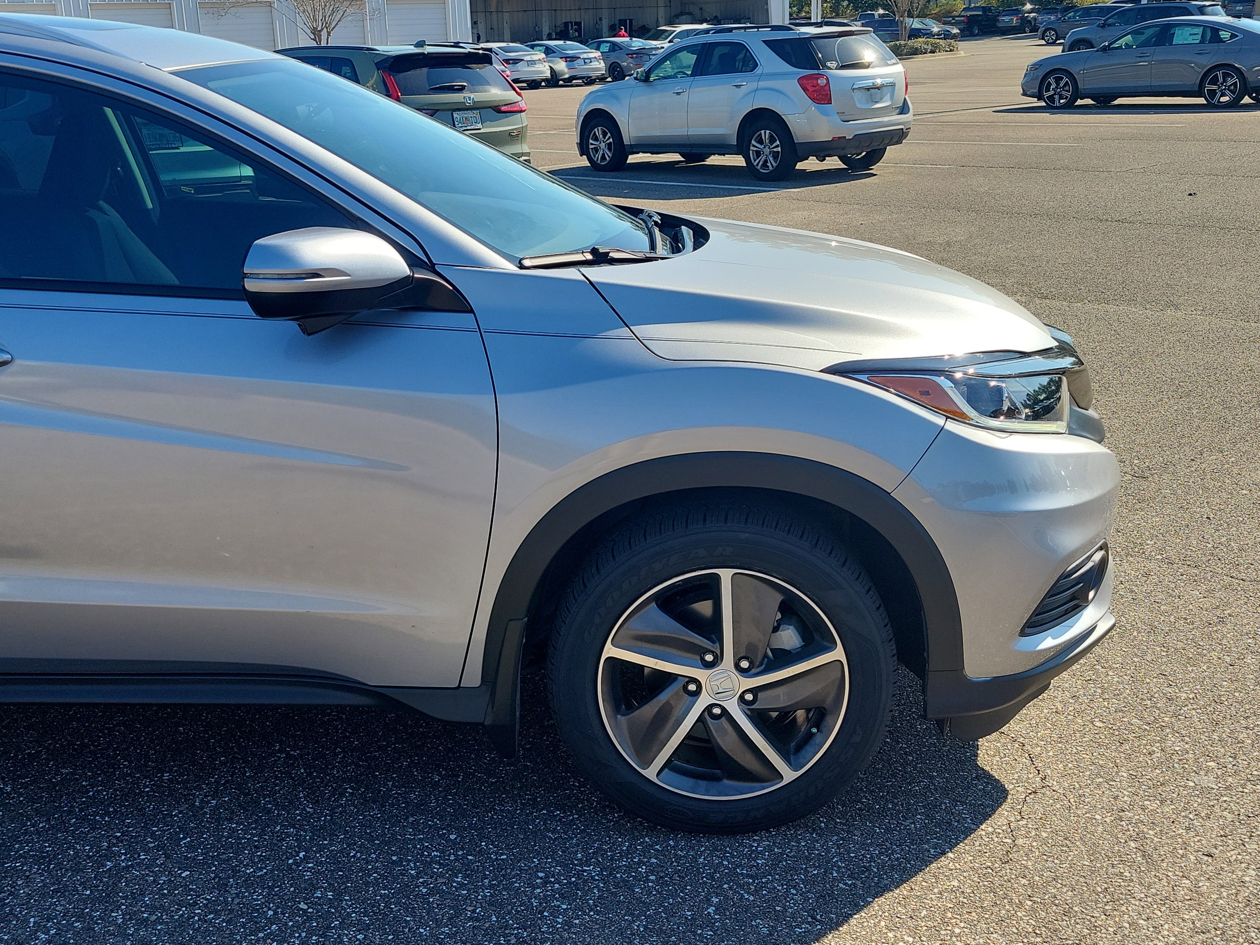 Used 2022 Honda HR-V EX image 8