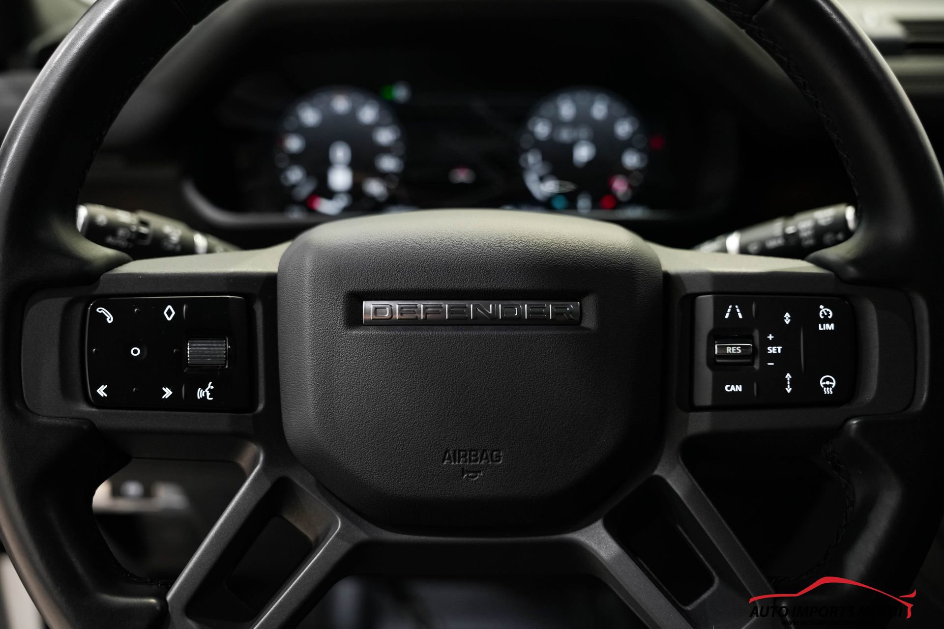 Used 2023 Land Rover Defender 130 X-Dynamic SE image 80