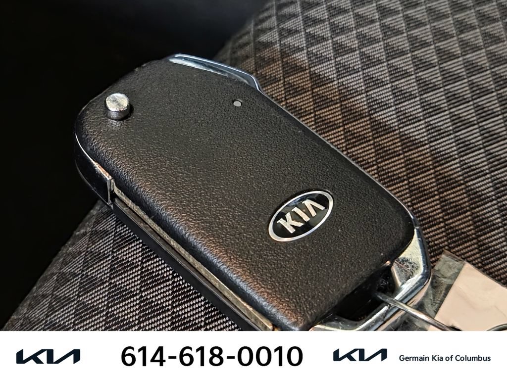 Used 2020 Kia Soul X-Line FWD image 34