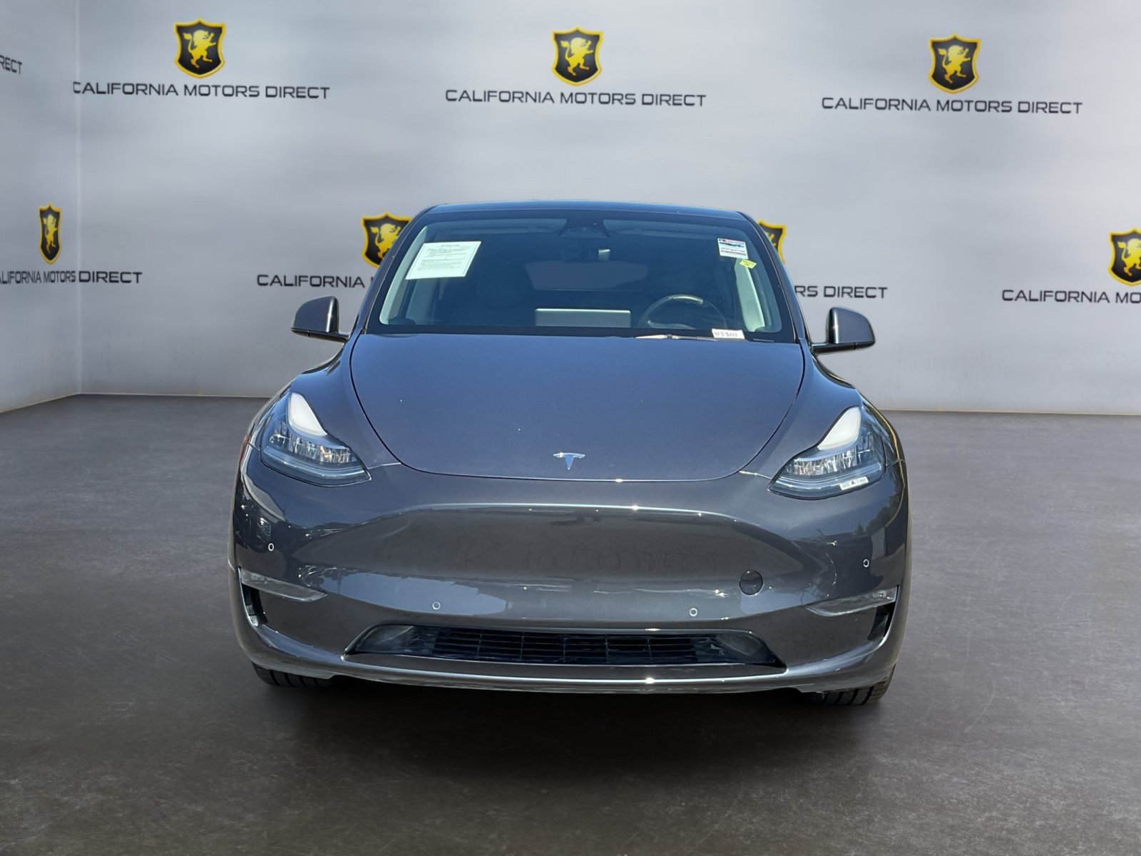 Used 2022 Tesla Model Y Long Range AWD/4WD image 2