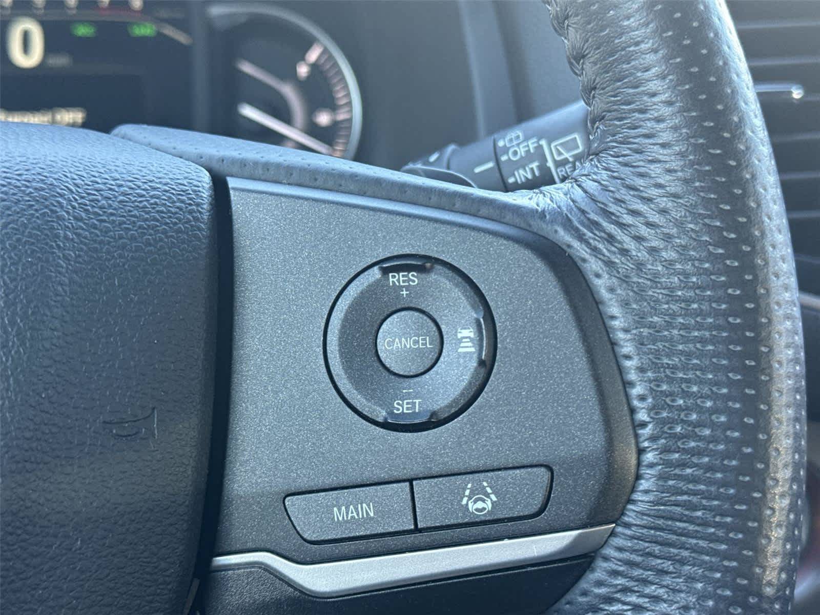 Used 2024 Honda Passport EX-L image 18