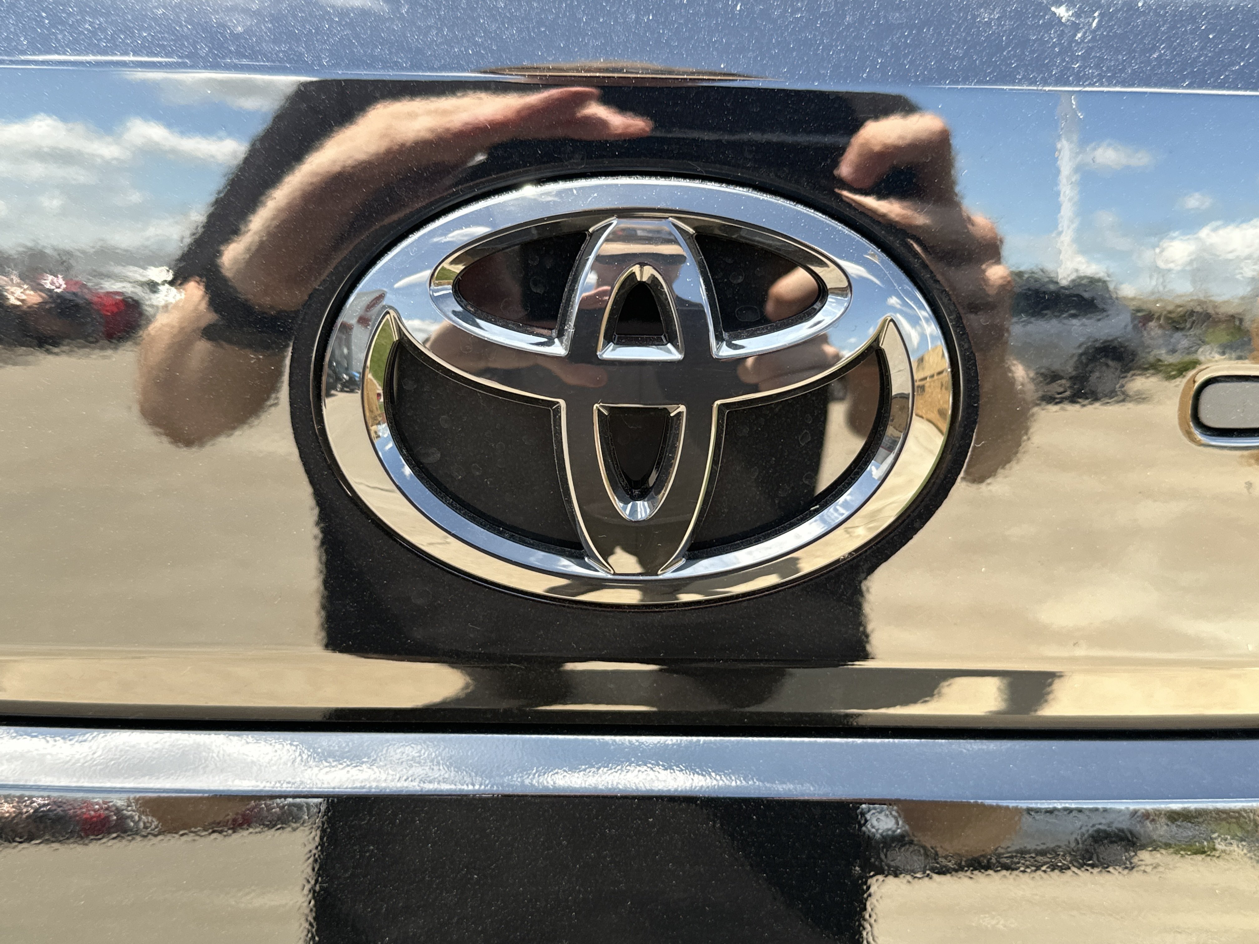 New 2026 Toyota Sequoia Platinum AWD/4WD image 31