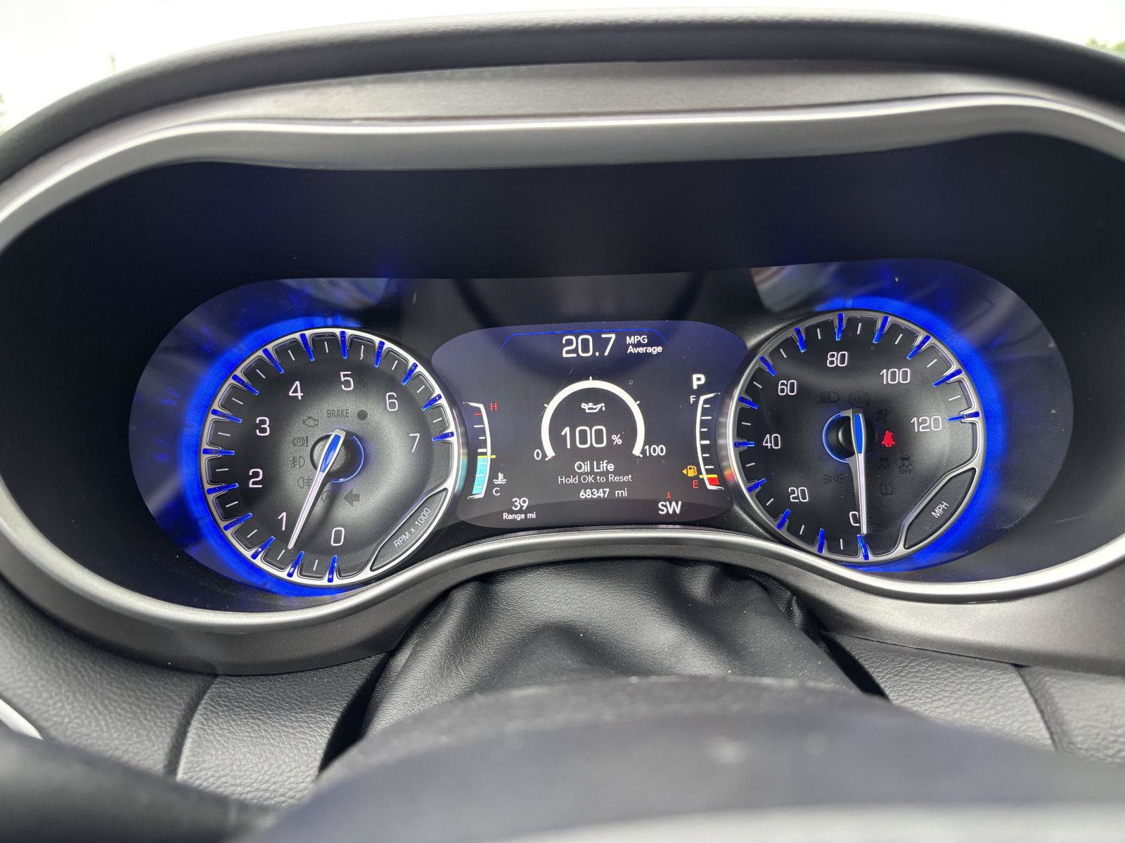 Used 2024 Chrysler Pacifica Touring-L FWD image 20