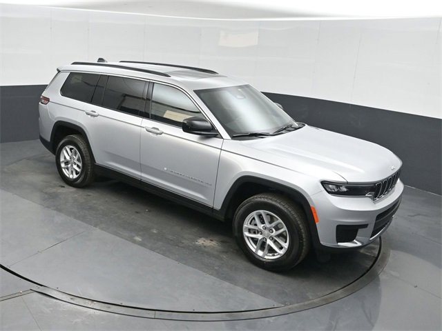 New 2025 Jeep Grand Cherokee L Laredo image 29