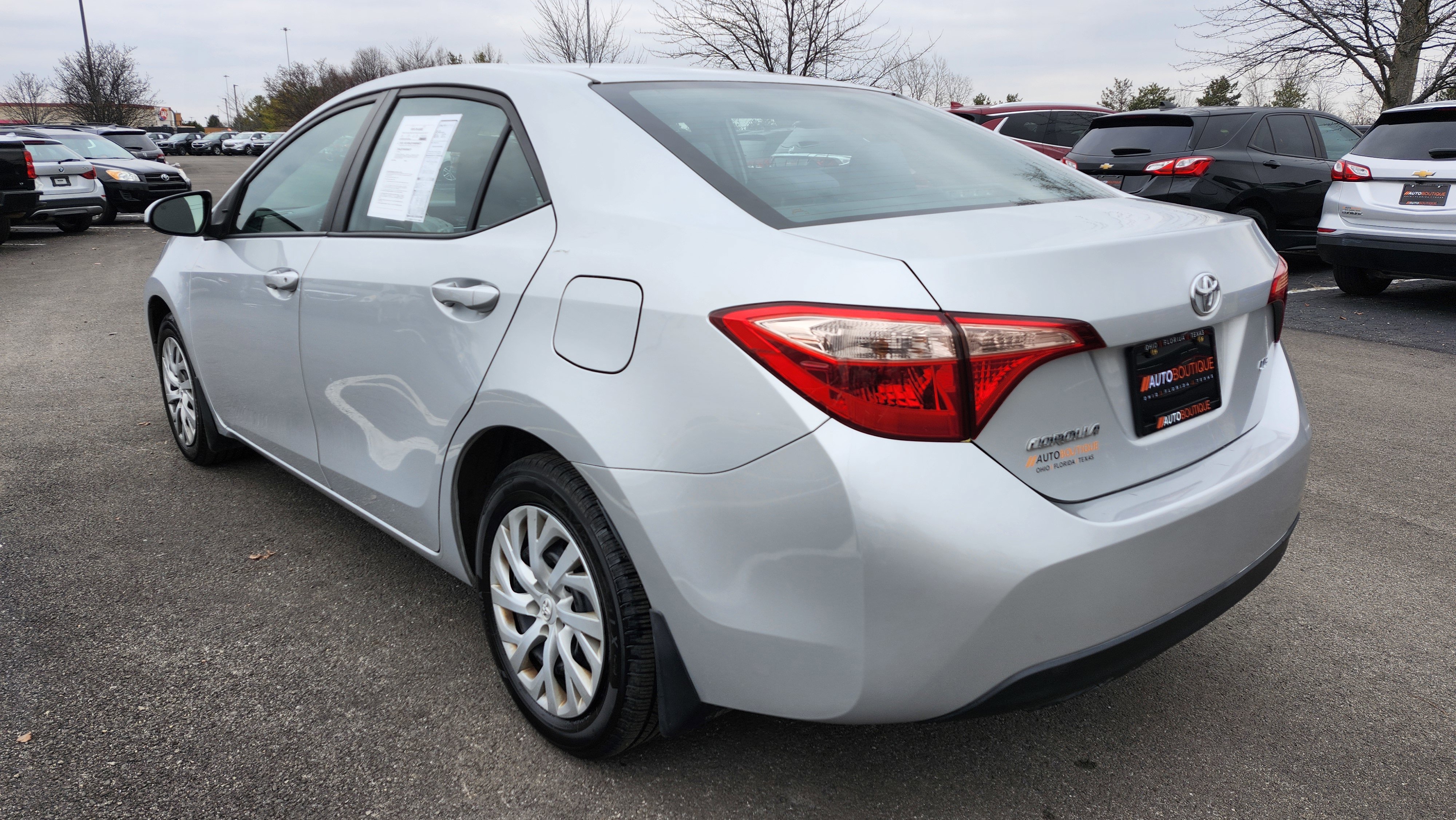 Used 2017 Toyota Corolla LE image 12