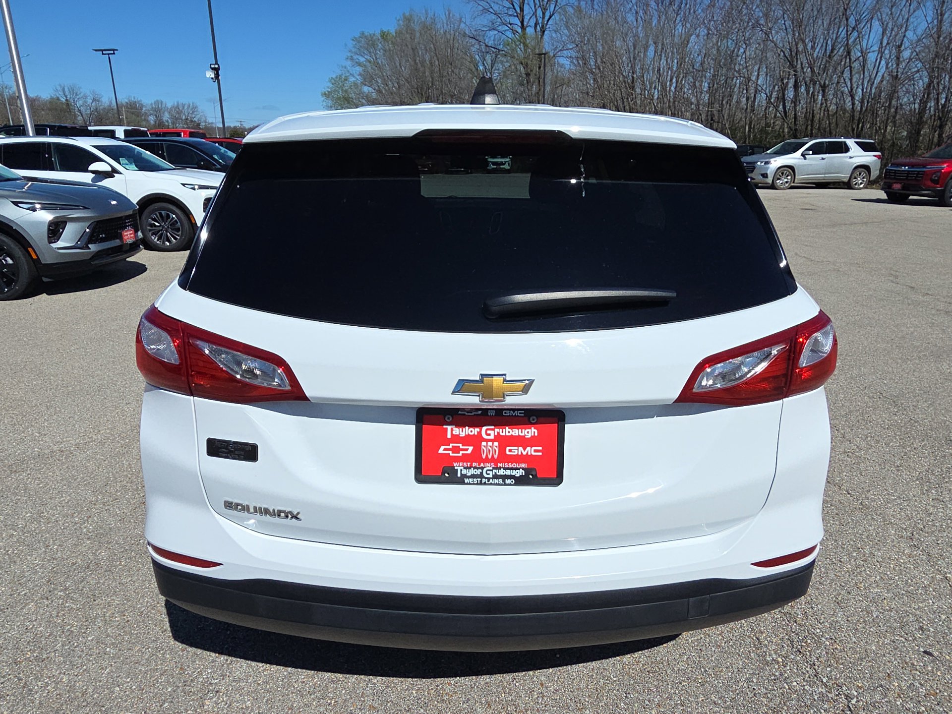 Used 2019 Chevrolet Equinox LS w/ LS Convenience Package image 7