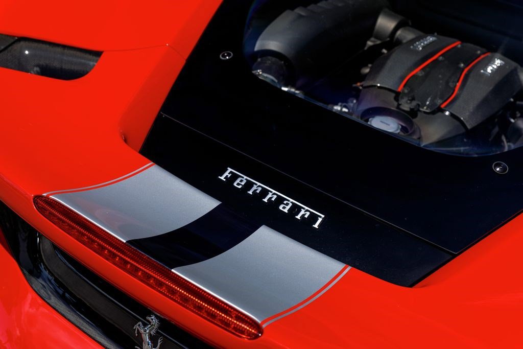 Used 2019 Ferrari 488 Pista Coupe RWD image 44