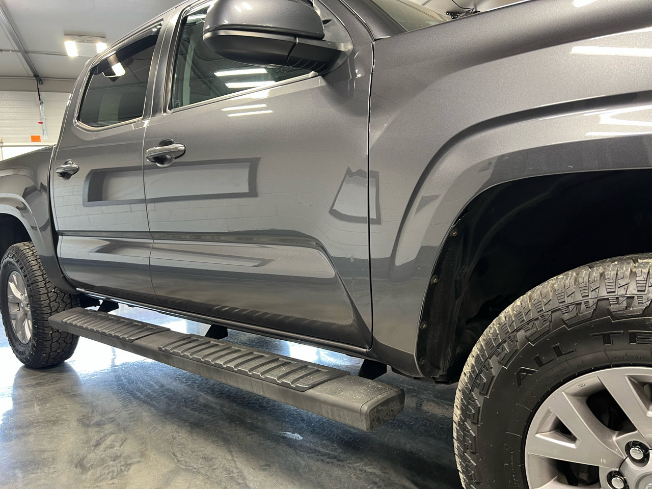 Used 2020 Toyota Tacoma SR image 15