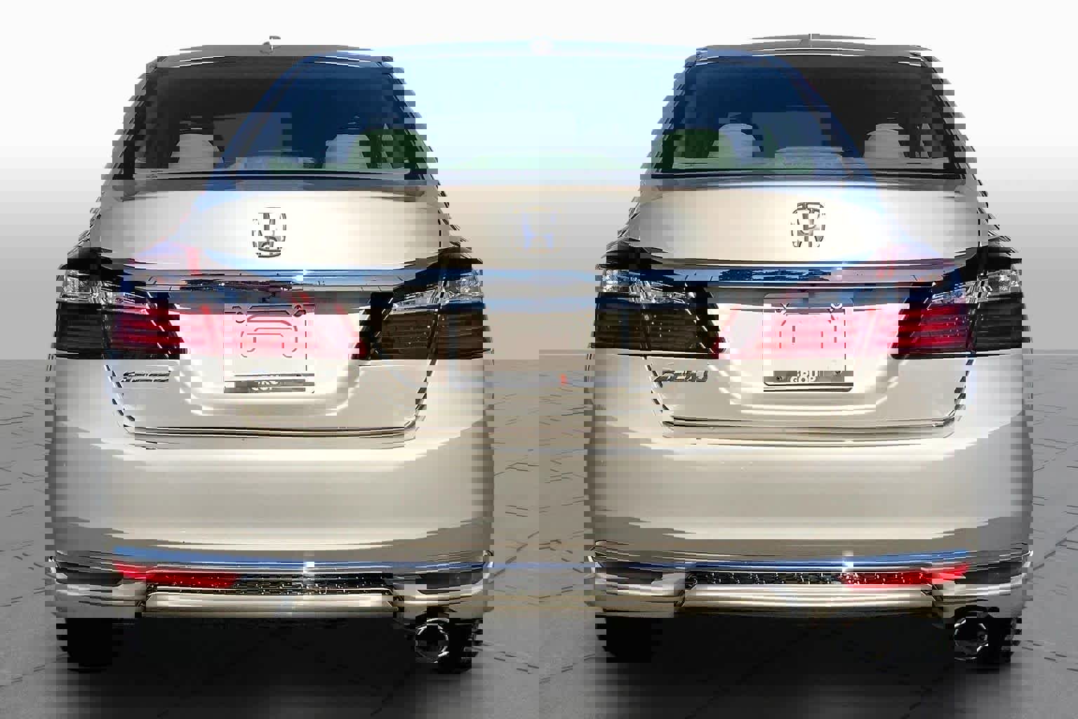 Used 2016 Honda Accord EX-L image 5