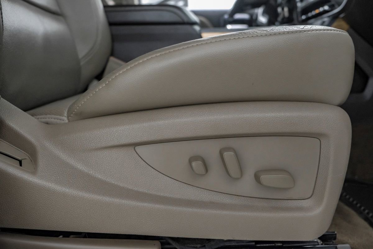 Used 2015 Chevrolet Silverado 1500 LTZ w/ Texas Edition, 1LZ Trim image 31