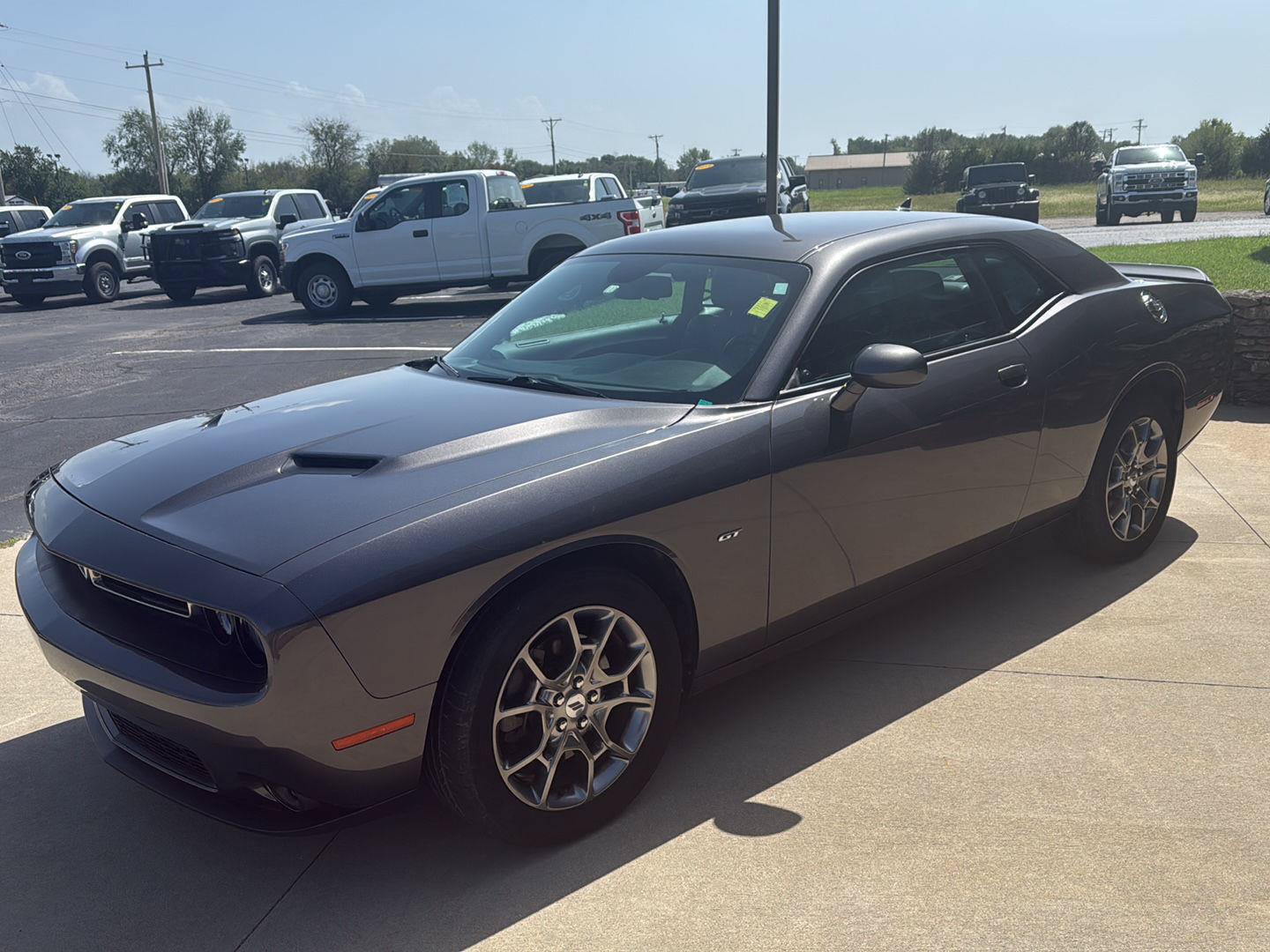 Used 2017 Dodge Challenger GT AWD/4WD image 3