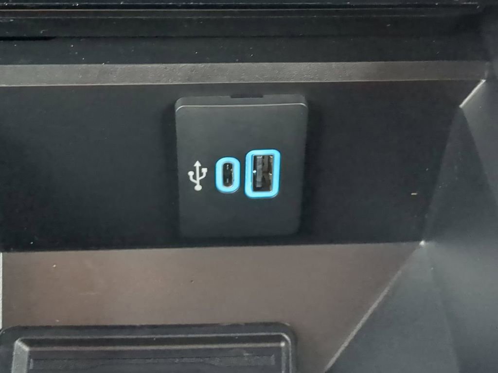 Used 2025 Ford F350 King Ranch w/ Chrome Package AWD/4WD image 21