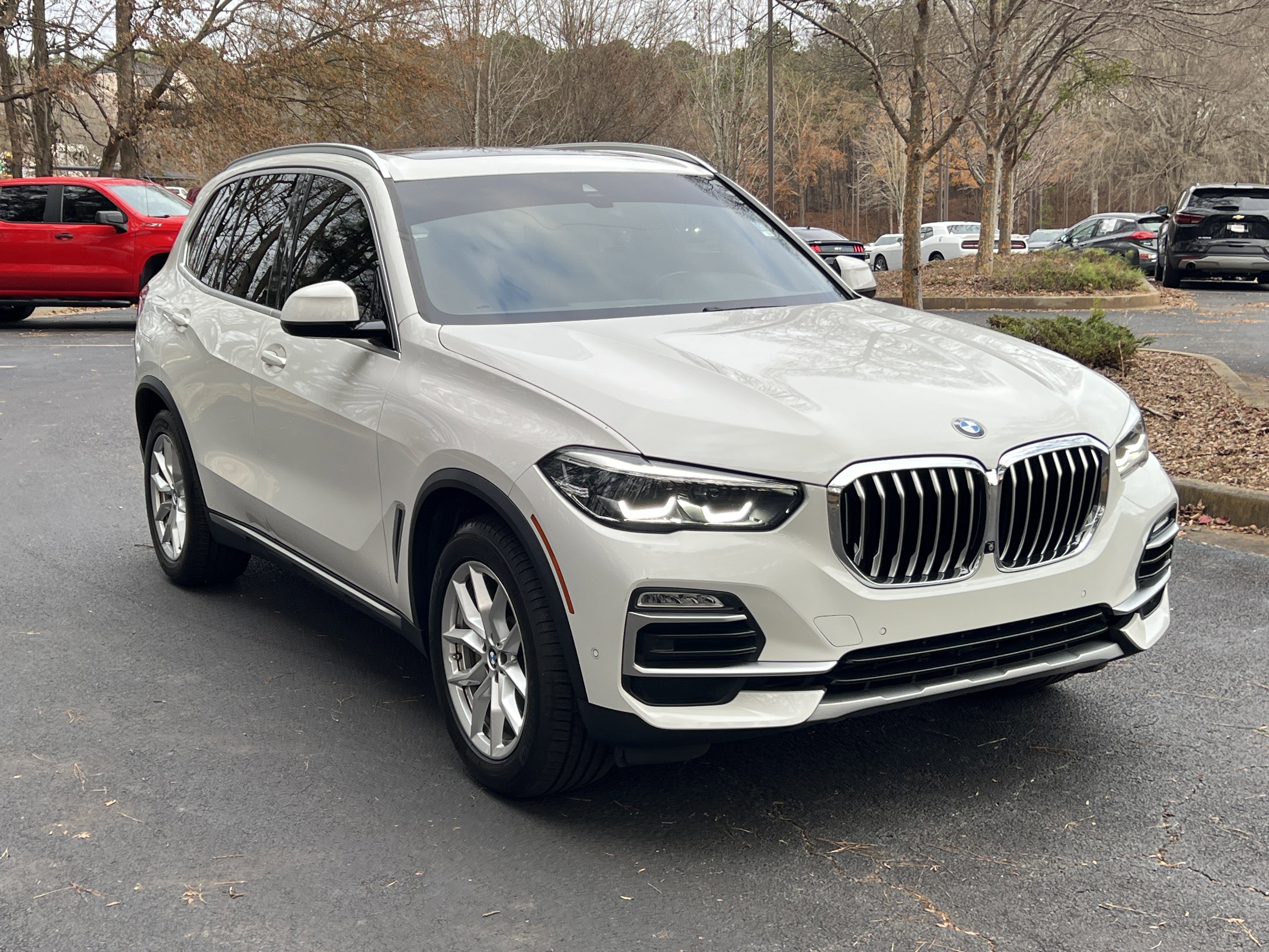 Used 2021 BMW X5 sDrive40i w/ Convenience Package image 3