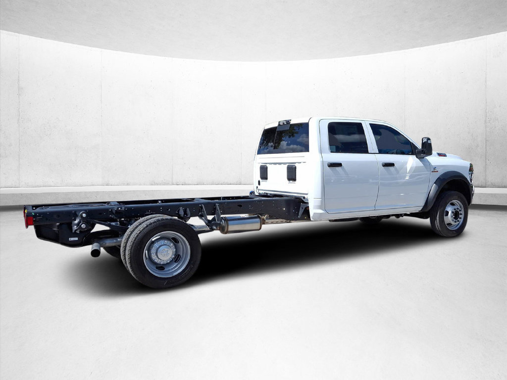 New 2025 RAM 4500 Tradesman AWD/4WD image 3