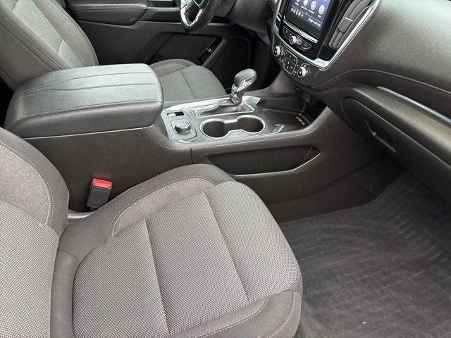 Used 2022 Chevrolet Traverse LT w/ LPO, Floor Liner Package image 41