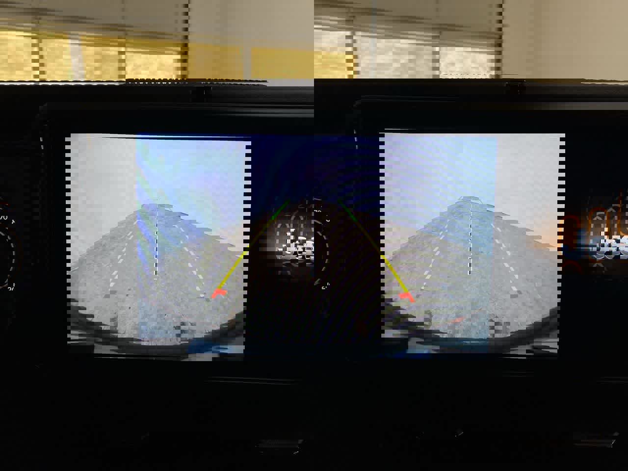 Used 2025 Jeep Wrangler Sahara image 25