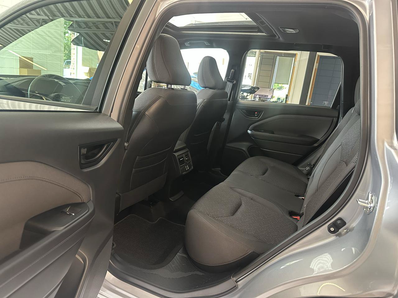Used 2025 Subaru Forester Premium AWD/4WD image 13
