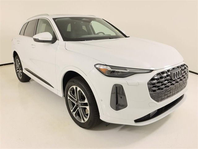 Certified 2025 Audi Q5 Premium Plus image 7