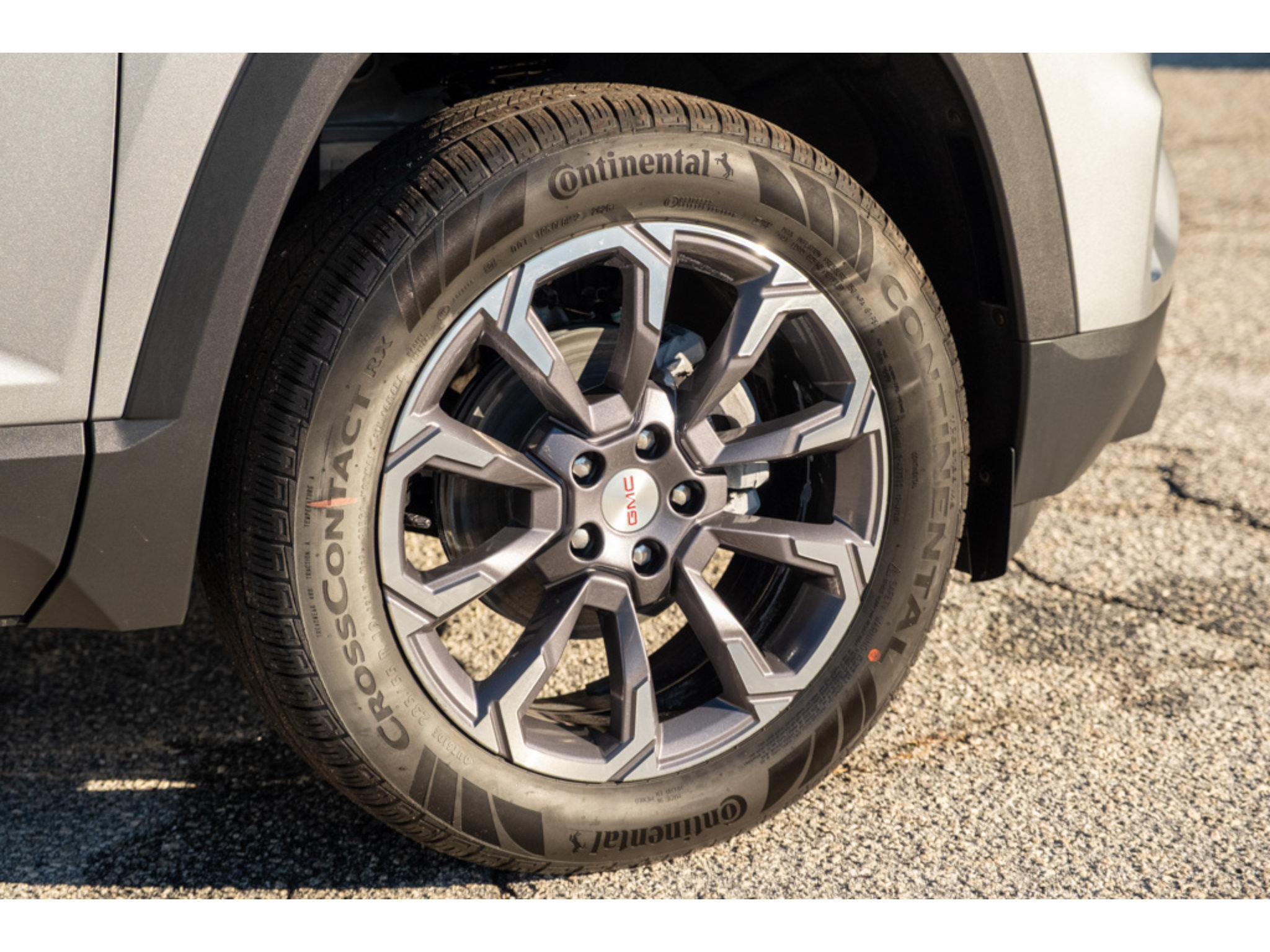 New 2027 GMC Terrain Elevation w/ Elevation Premium Package FWD image 10