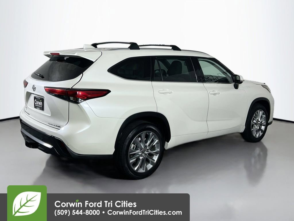 Used 2021 Toyota Highlander Limited image 14