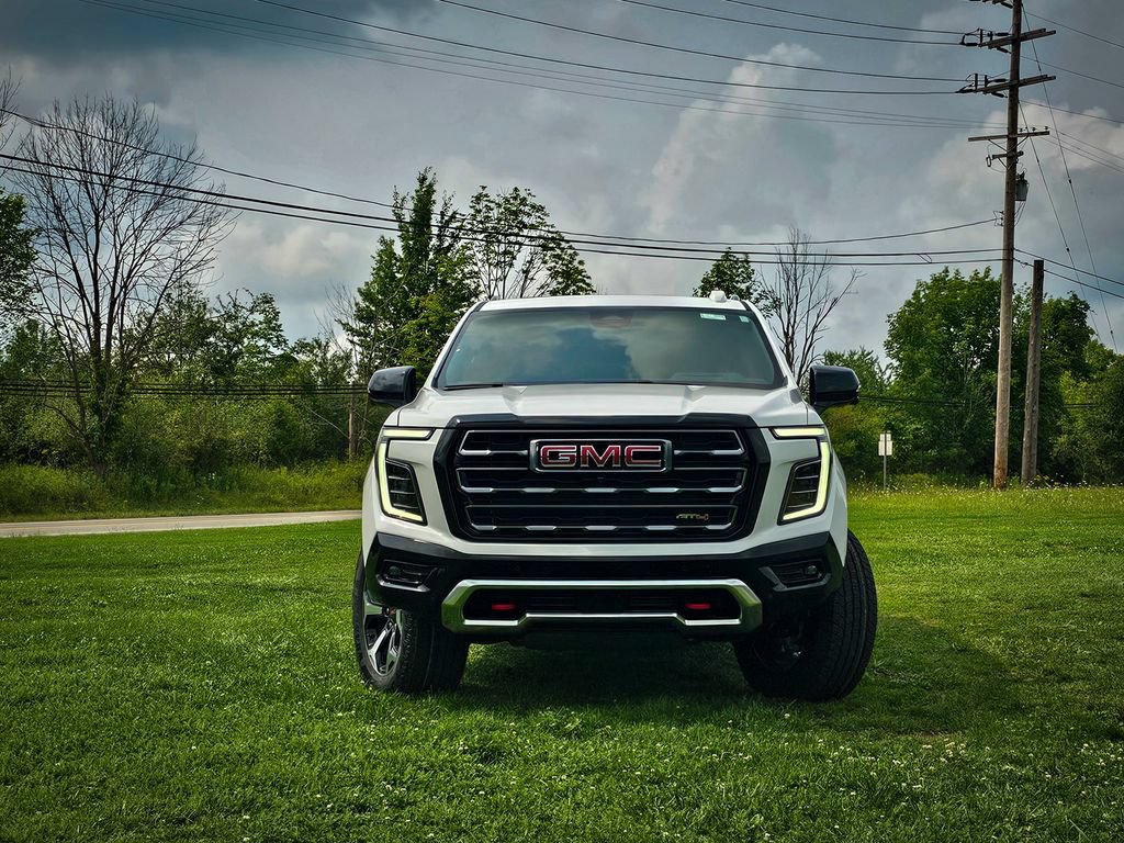 New 2026 GMC Yukon XL AT4 w/ AT4 Premium Plus Package AWD/4WD image 8