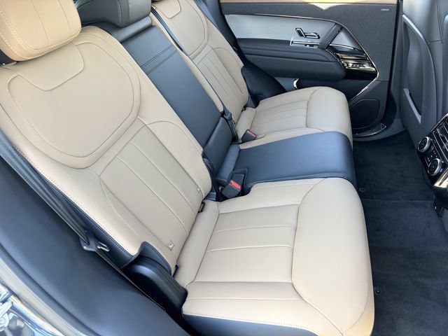 New 2026 Land Rover Range Rover Sport Dynamic SE AWD/4WD image 12
