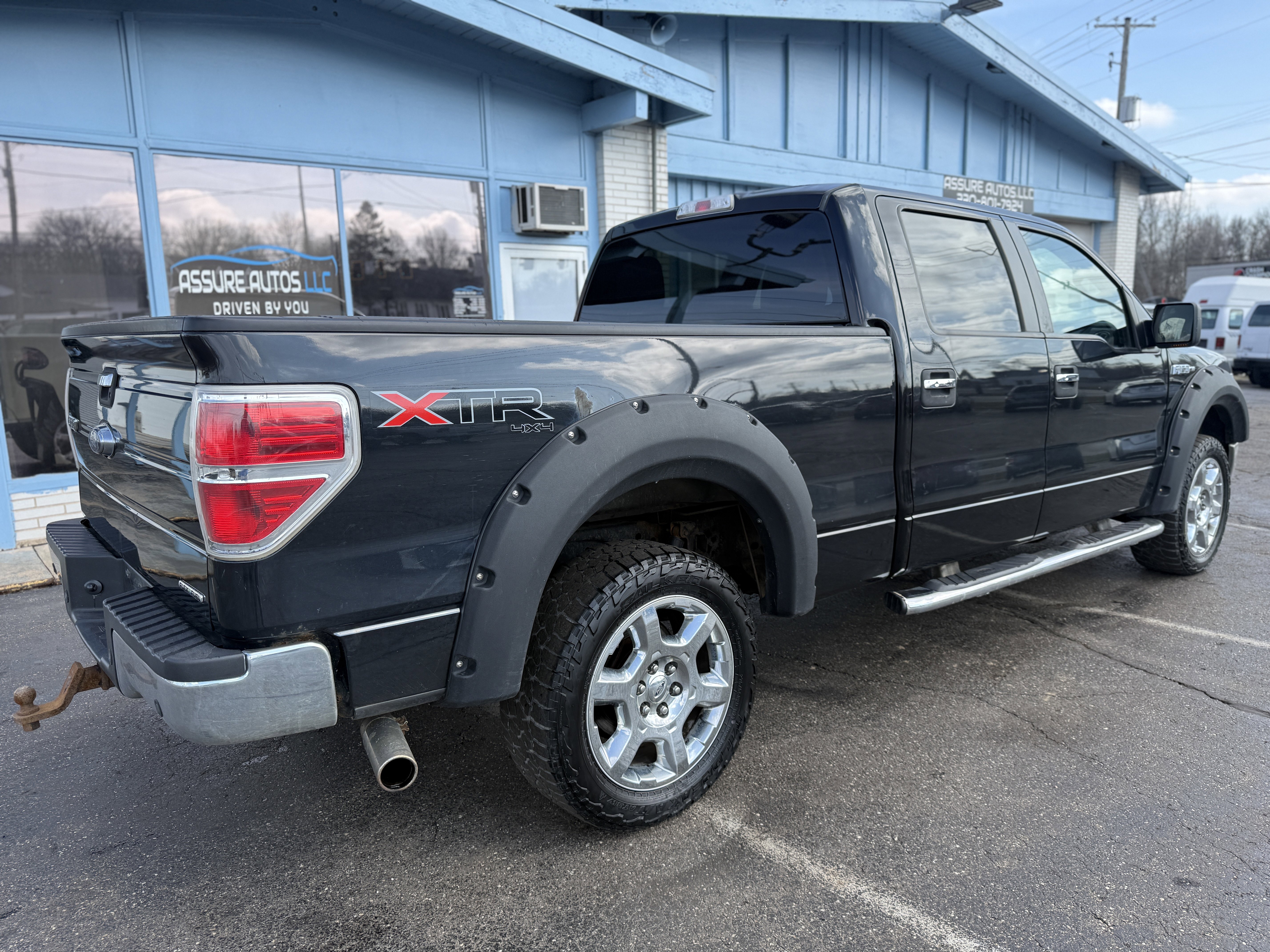 Used 2014 Ford F150 XLT w/ Equipment Group 302A Luxury image 5