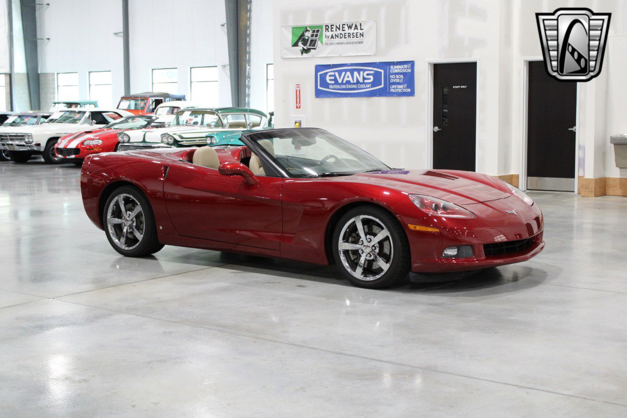 Used 2008 Chevrolet Corvette Convertible w/ Preferred Equipment Group image 5