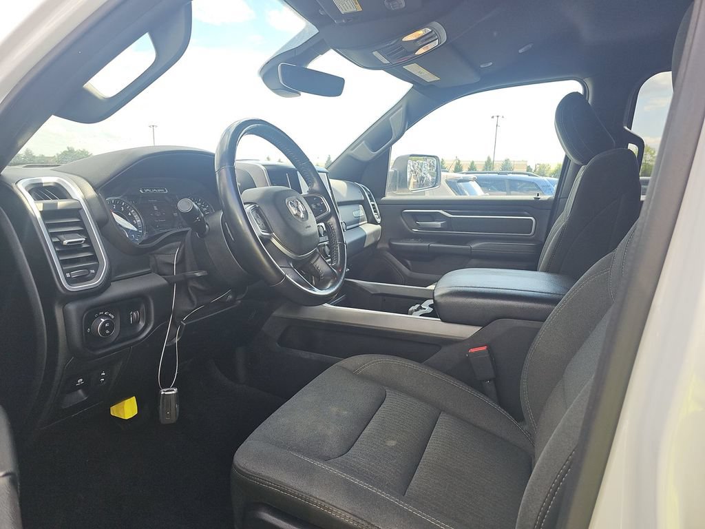 Used 2021 RAM 1500 Big Horn AWD/4WD image 3