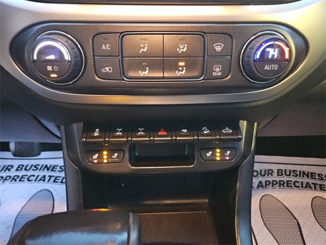 Certified 2020 Chevrolet Colorado ZR2 w/ ZR2 Dusk Special Edition image 17