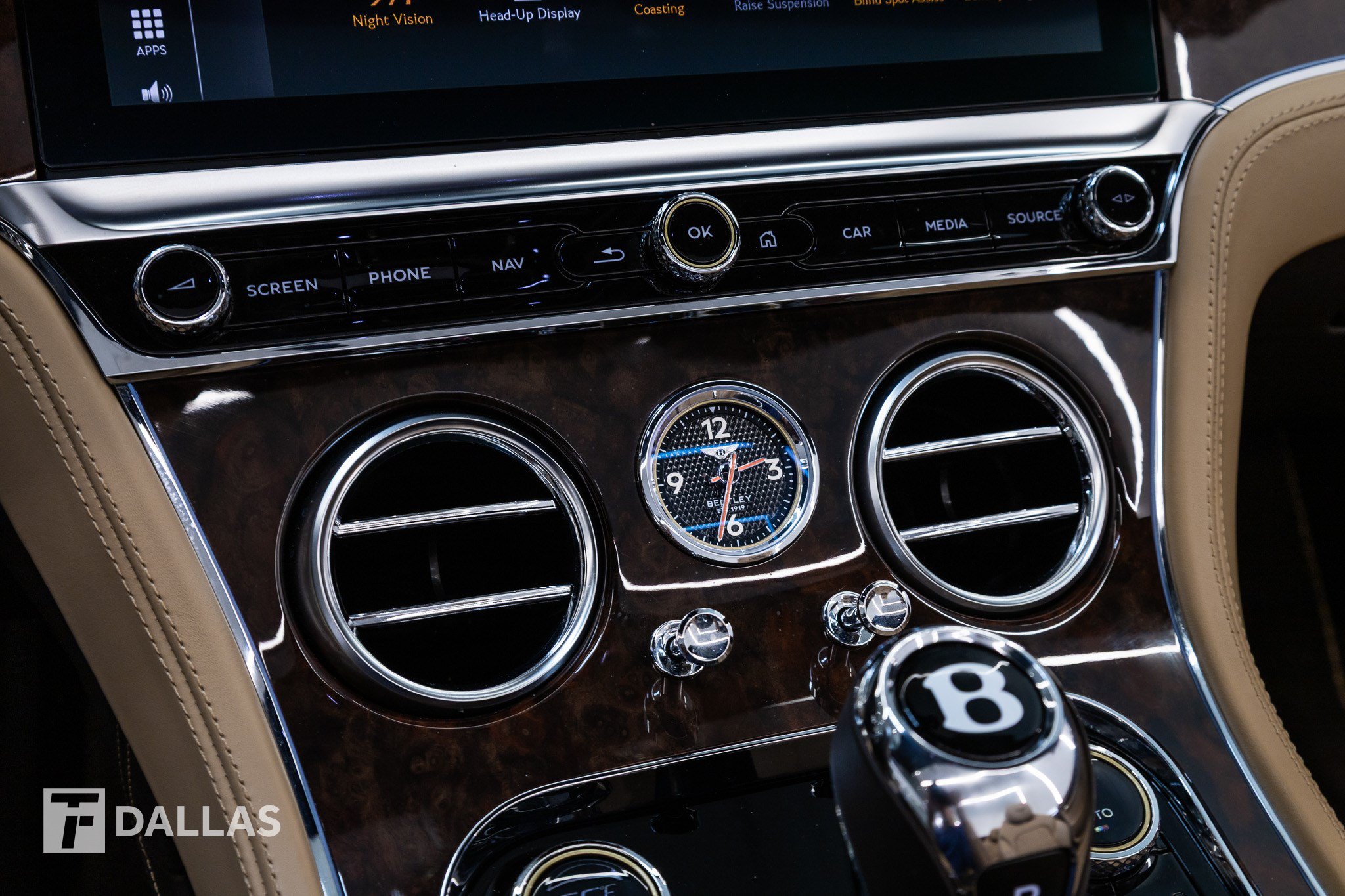 Used 2020 Bentley Continental GT AWD/4WD image 29