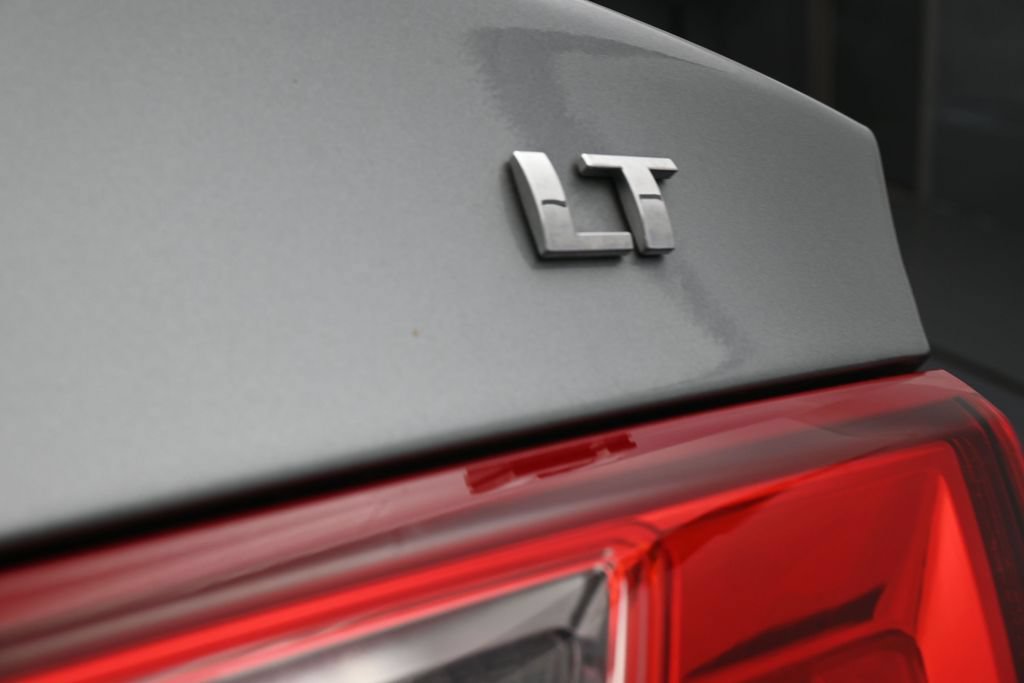 Used 2024 Chevrolet Malibu LT FWD image 31
