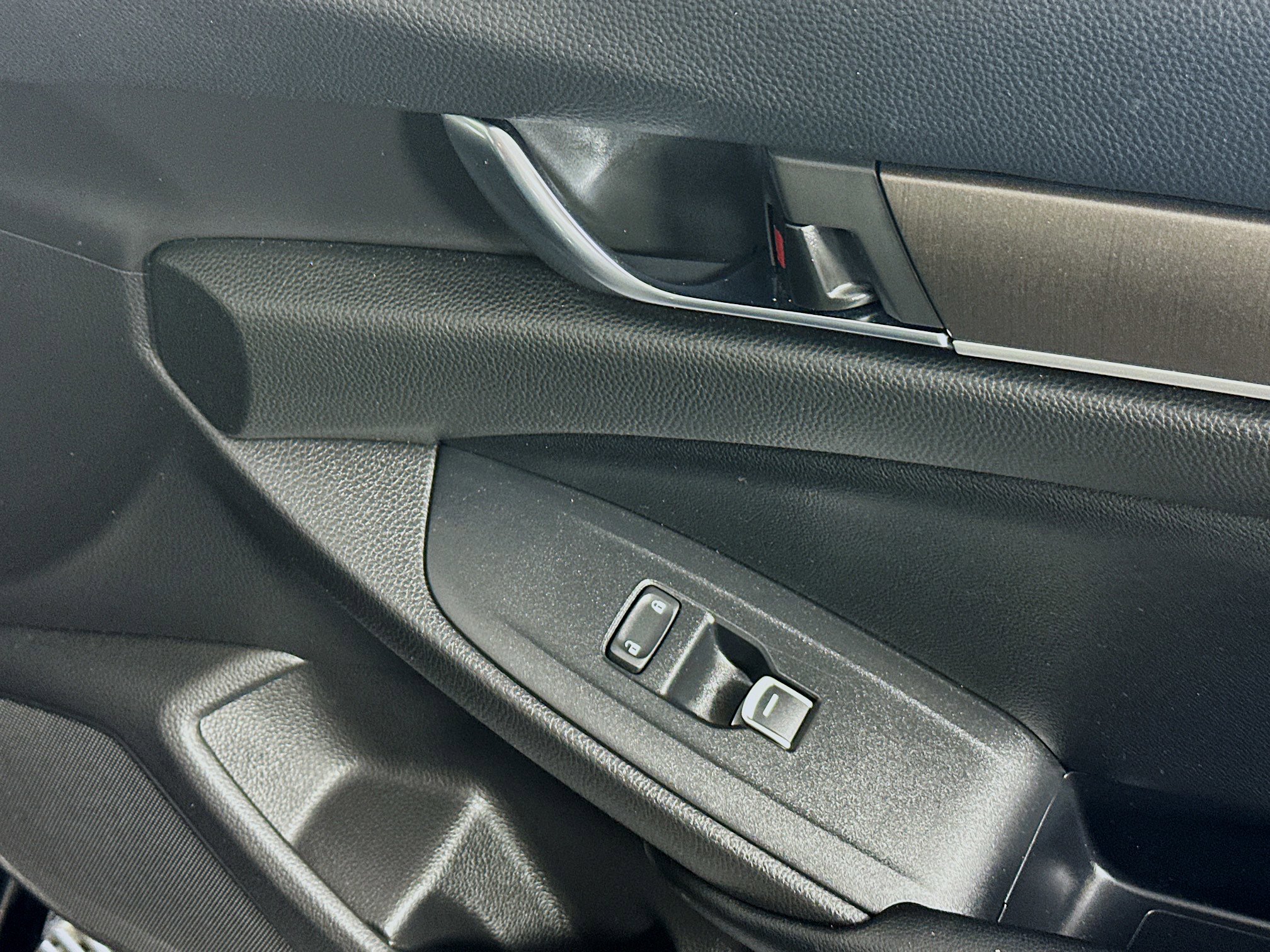 Used 2021 Honda Accord LX image 29