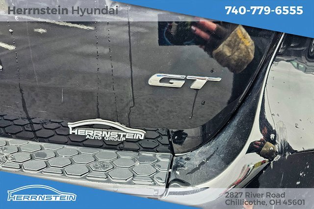 Used 2023 Dodge Durango GT image 29