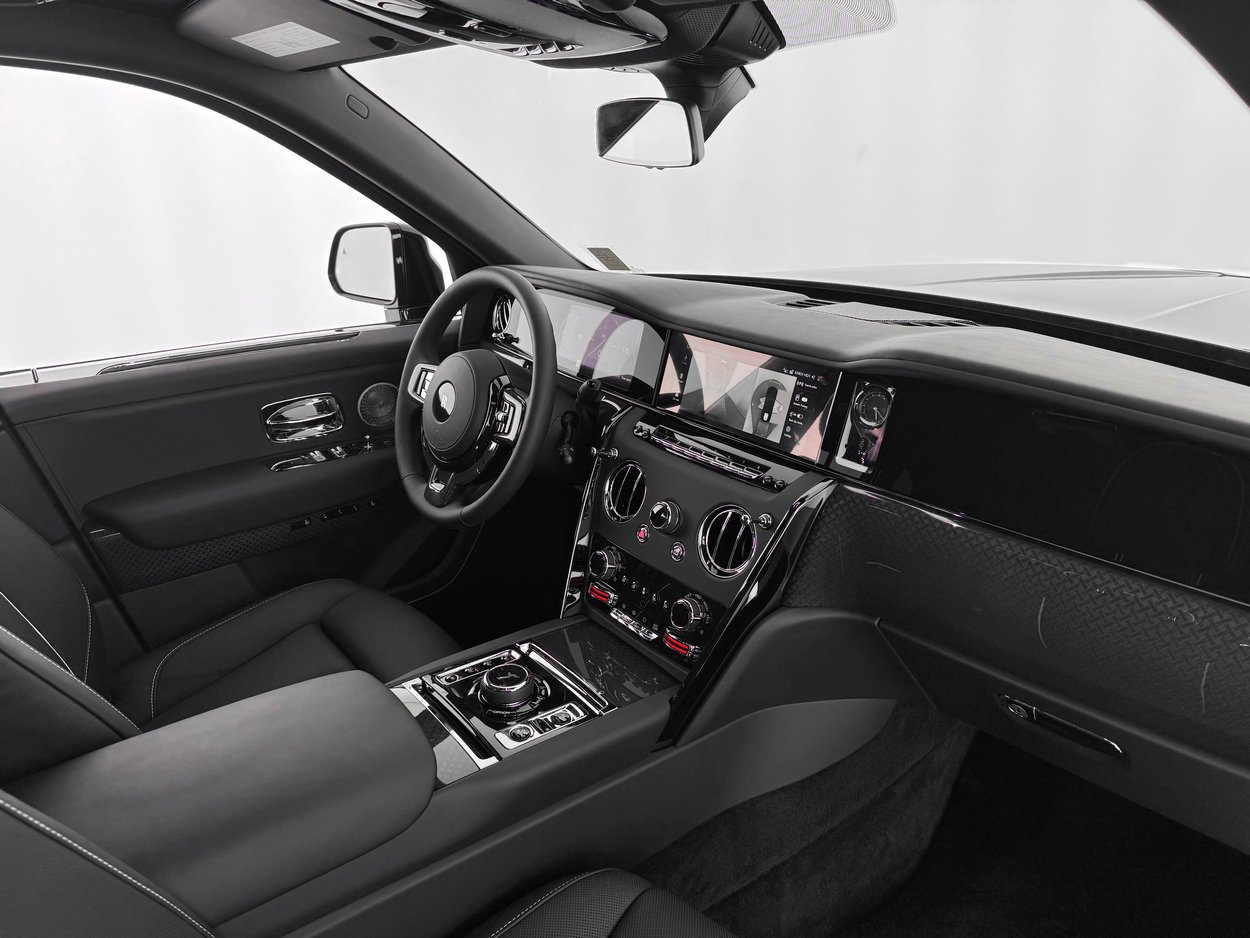 New 2026 Rolls-Royce Cullinan Black Badge AWD/4WD image 32