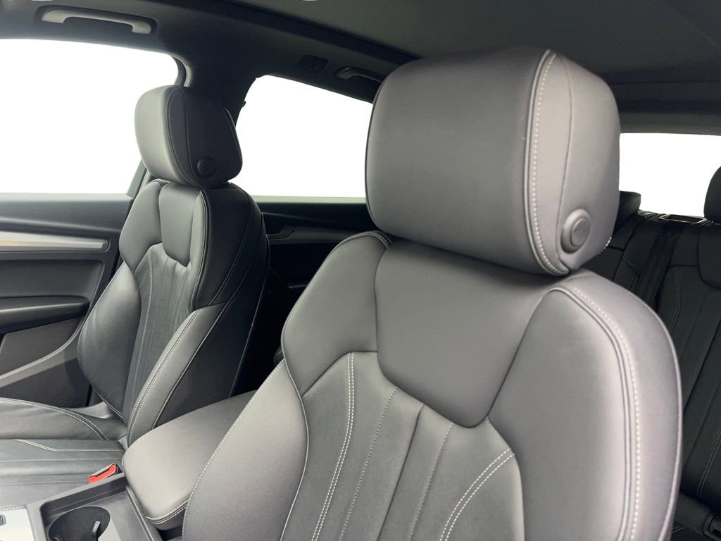 Used 2025 Audi Q5 2.0T Premium image 28