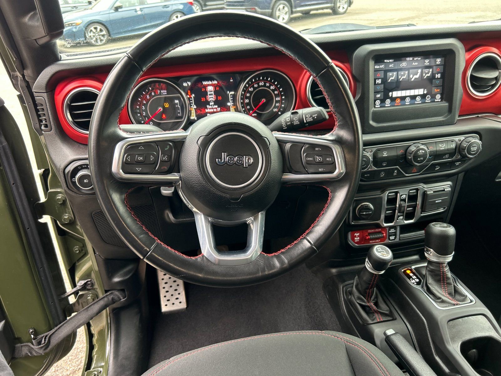 Used 2021 Jeep Wrangler Unlimited Rubicon w/ Steel Bumper Group image 14