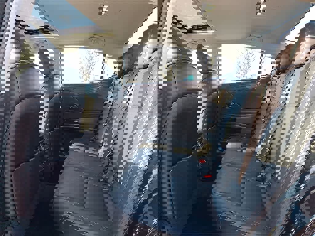 Used 2023 Lexus ES 300h w/ Premium Package image 20